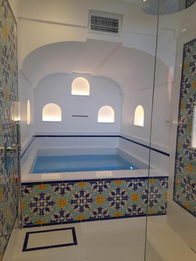 Suite Terrace,1260025162:JPEG